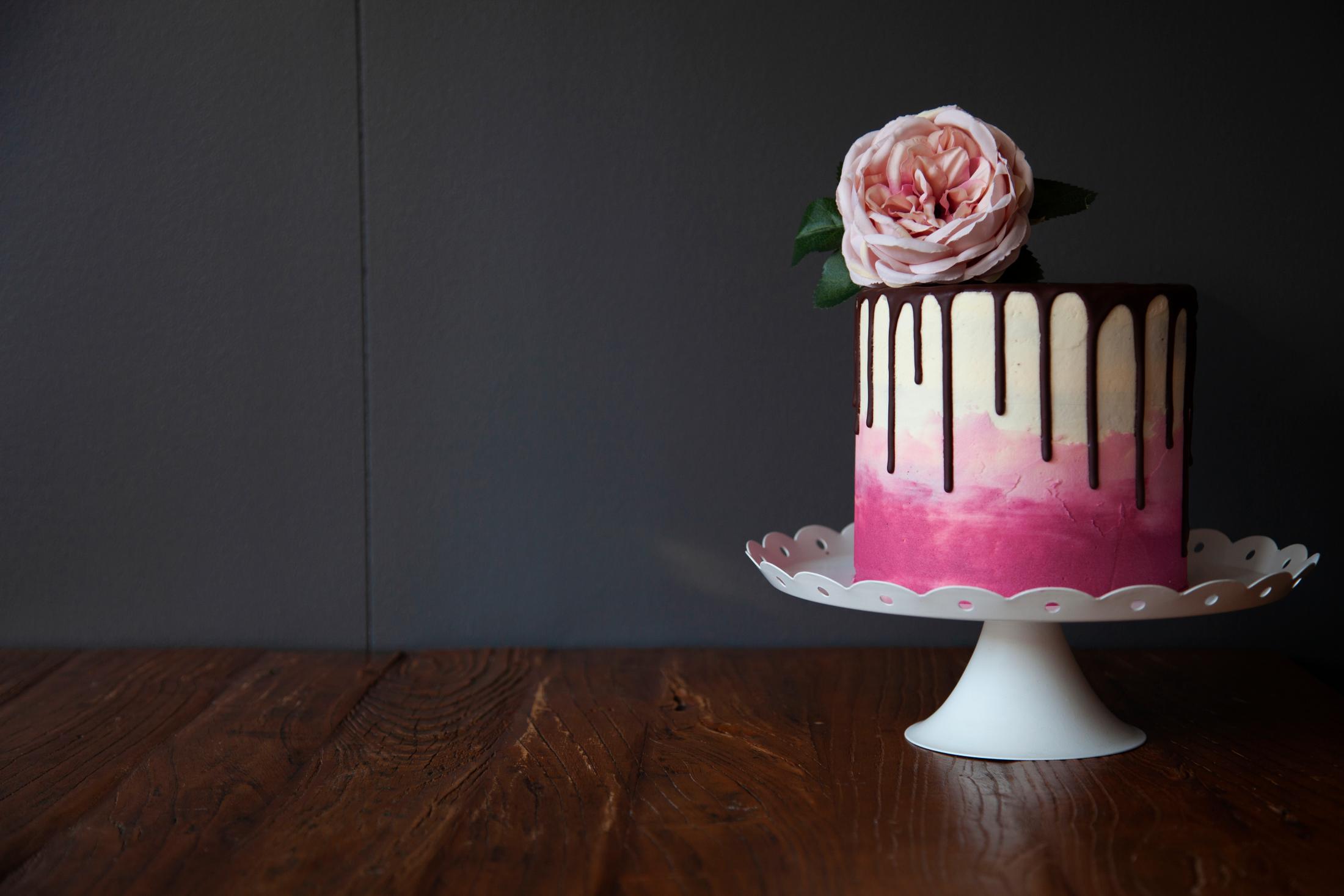 Earl Grey-kake med appelsinfyll