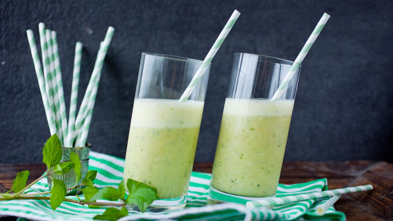 Banan-milkshake med mynte