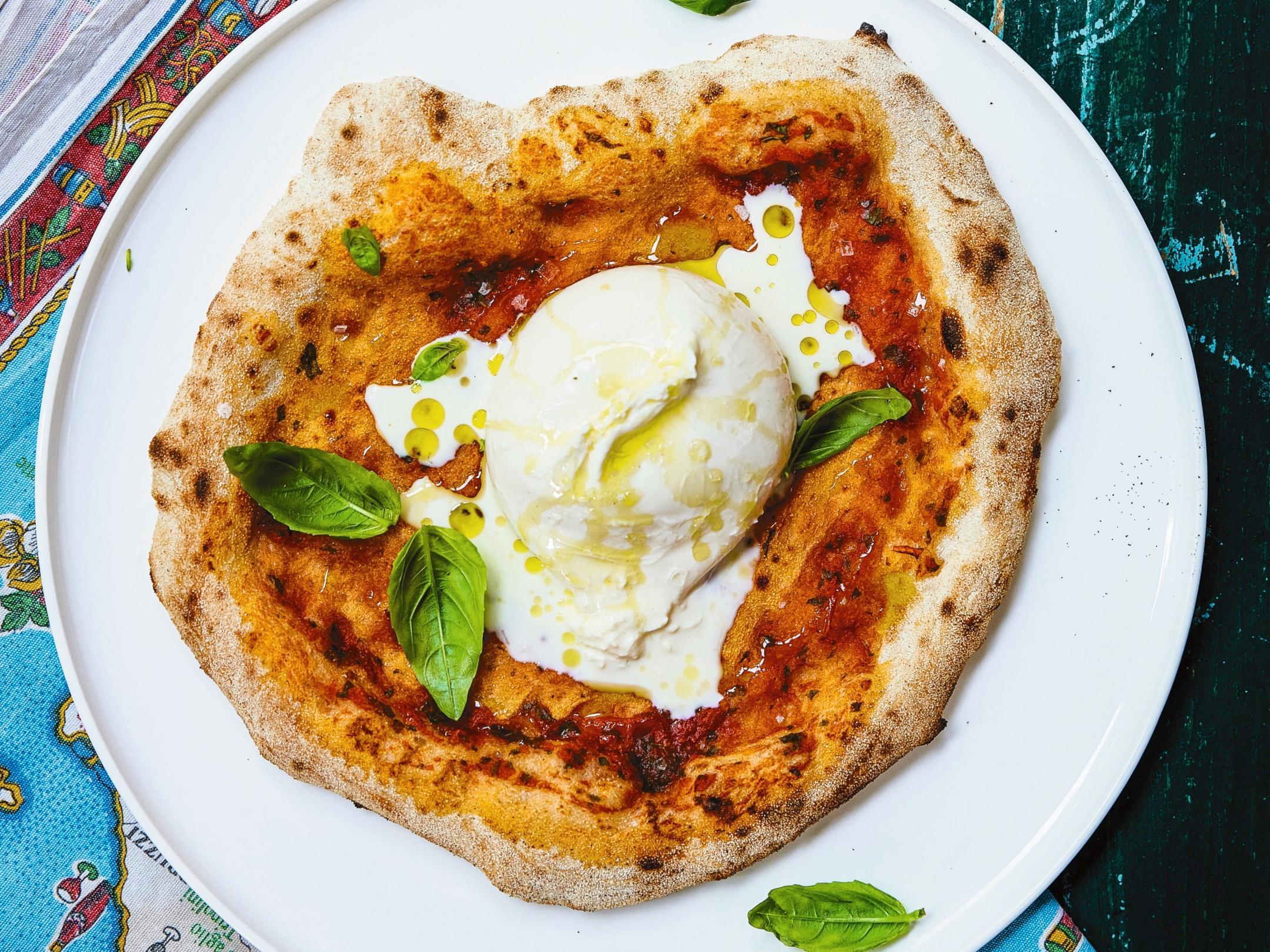 Pizza med burrata 