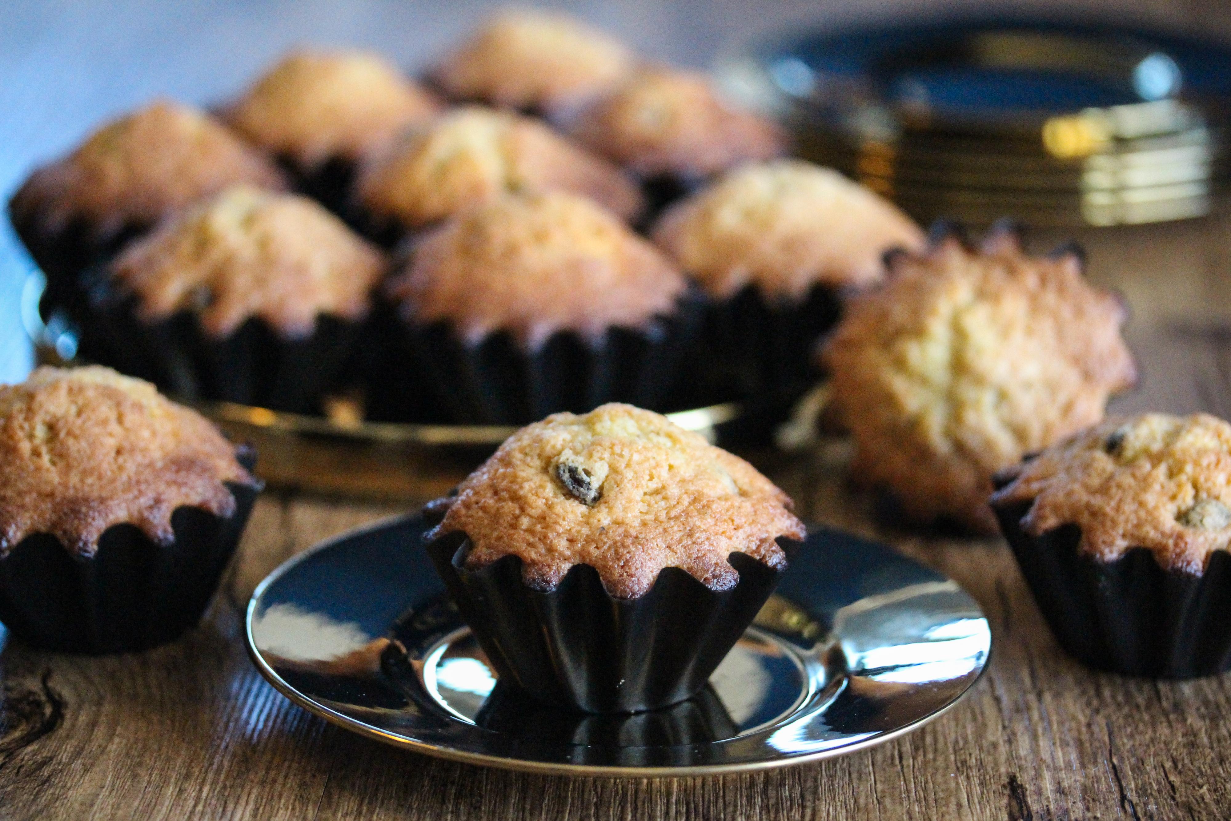 Jakob - muffins med vanilje og rosiner