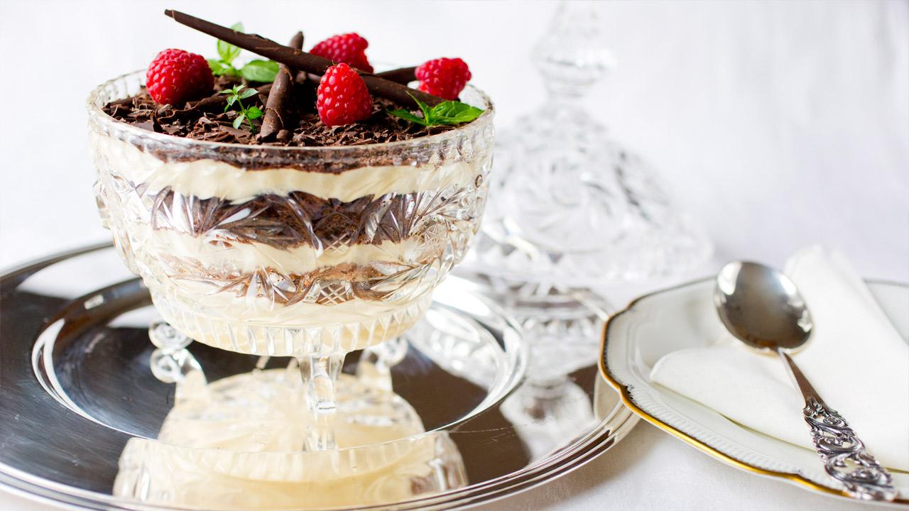 tage tempo Irreplaceable Dronning Maud-dessert - Fromasj med revet sjokolade | Oppskrift
