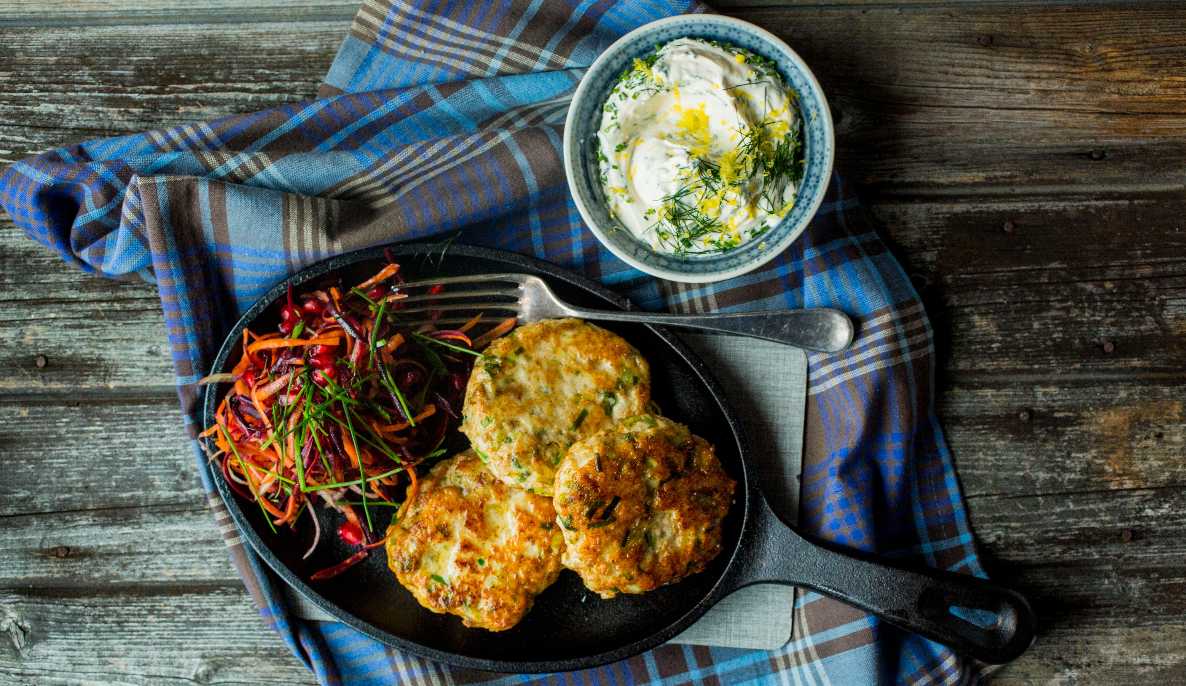 Seikaker Med Aioli Og Rømme