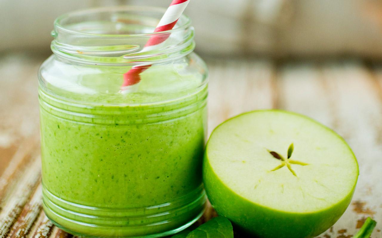 Grønn smoothie med spinat og eple | Oppskrift
