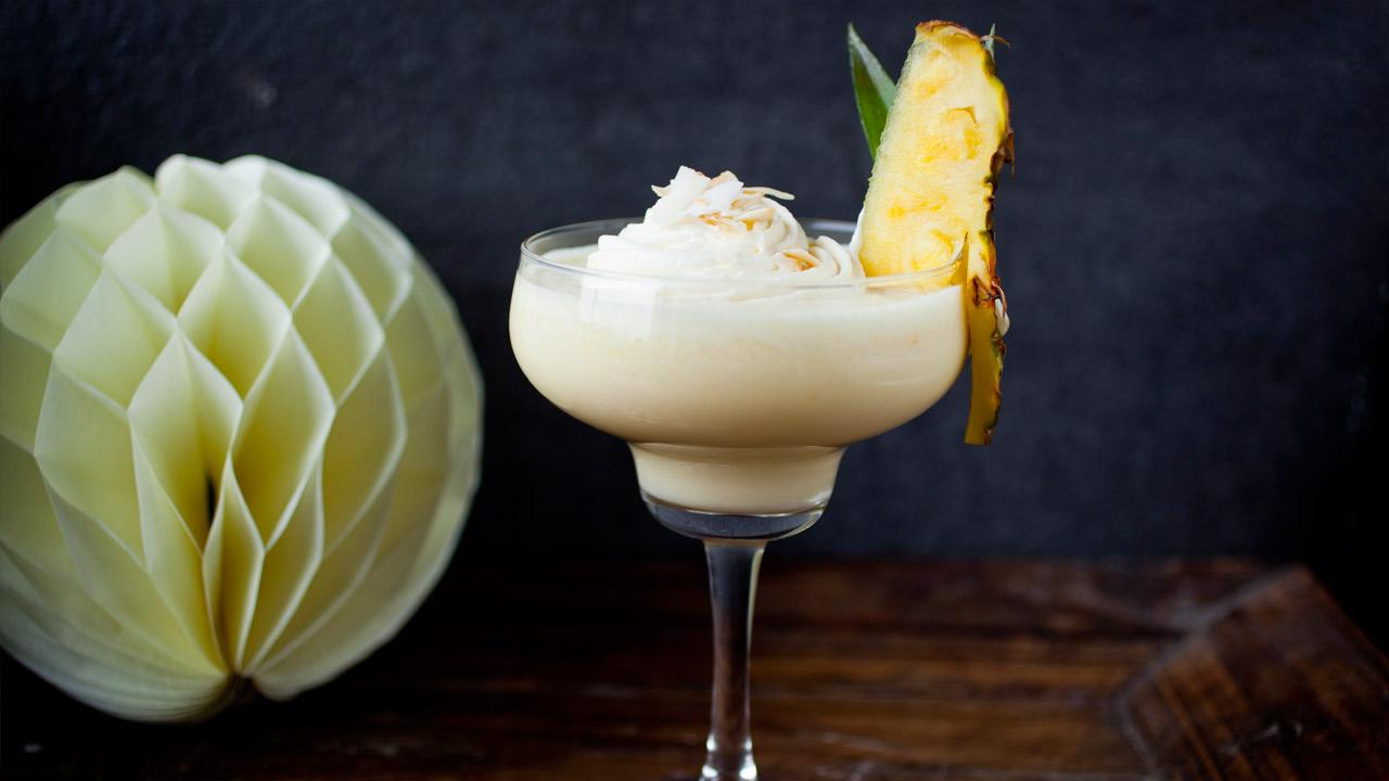 Piña Colada mocktail i coupeglass