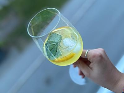 Limoncello Spritz