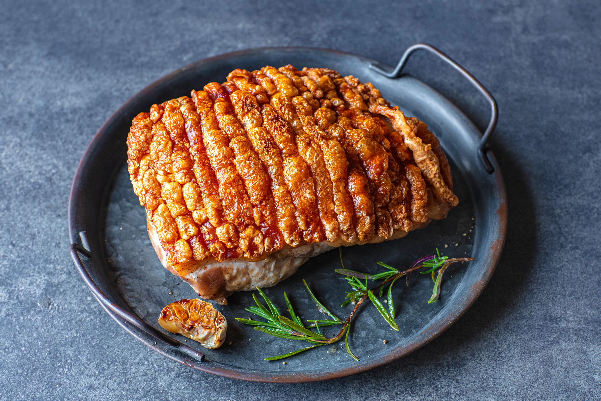 Svinestek med sprø svor - Perfekt gjestemiddag | Oppskrift